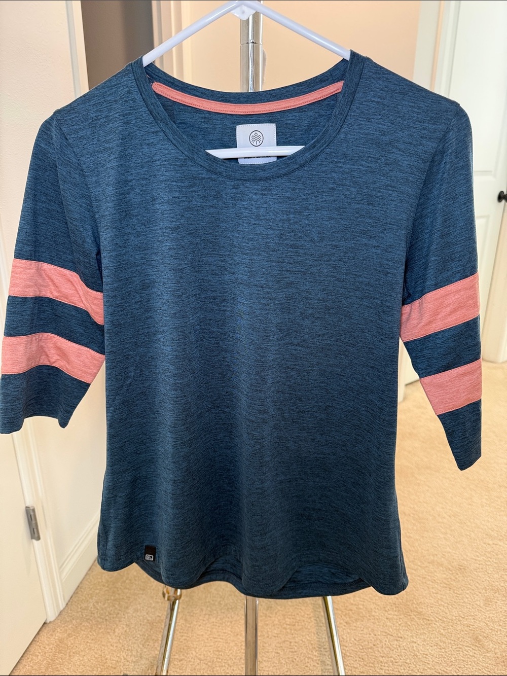 Flylow Women’s Blue & Pink 3/4 Sleeve Shirt – Size Medium